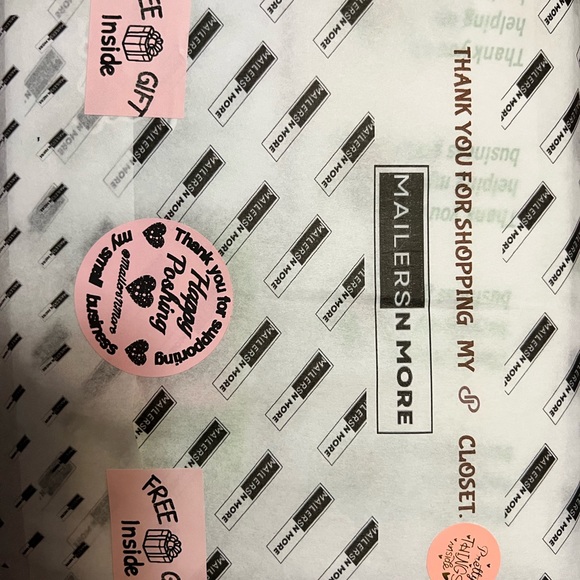 90-100 ct🏷️NEW Personalized Tissue CUSTOM Tissue w/ closet name & Stickers - Picture 4 of 4